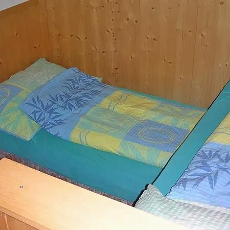 Adler 2 Bett بيت للعطل *